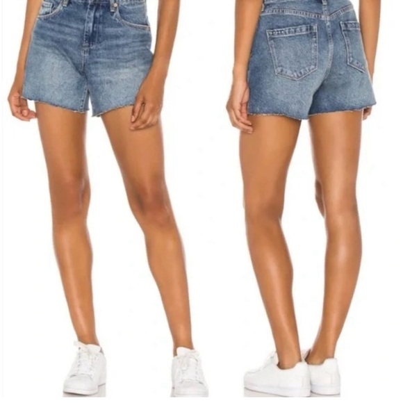 BLANKNYC High Waisted Mom Shorts - Picture 3 of 9